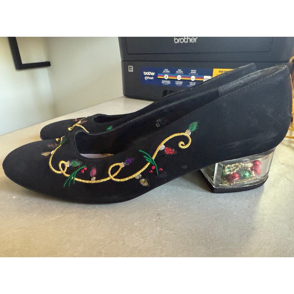 J. Renee Vintage Christmas high heels, size 8.5. Lucite Heels!